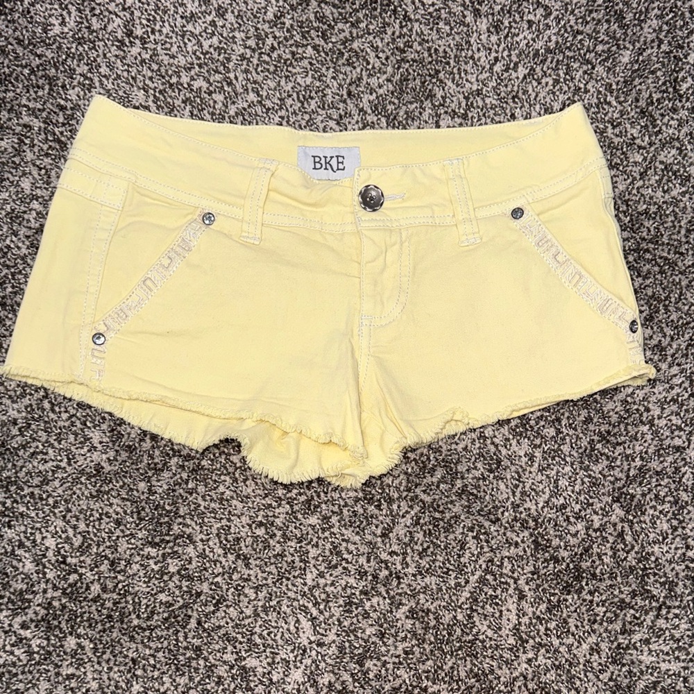 BKE Women's Soft Yellow Denim Shorts